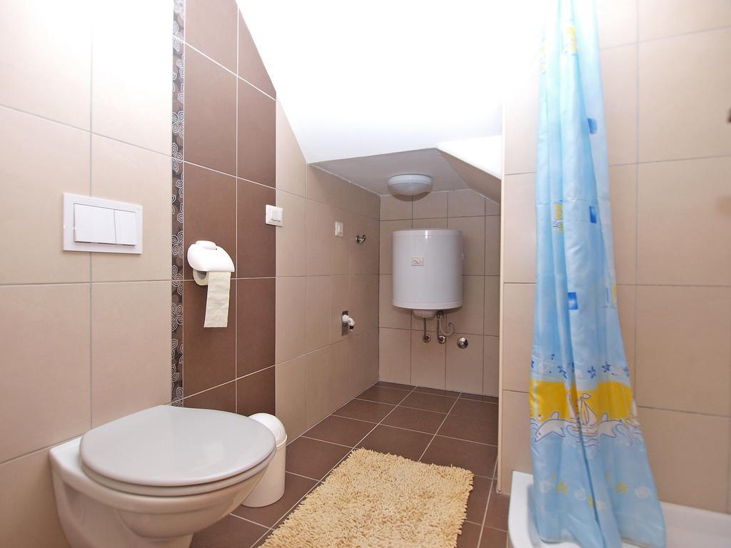 Apartments Elvis 1299 เวอร์ซาร์ ภายนอก รูปภาพ