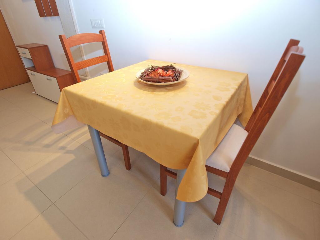 Apartments Elvis 1299 เวอร์ซาร์ ภายนอก รูปภาพ