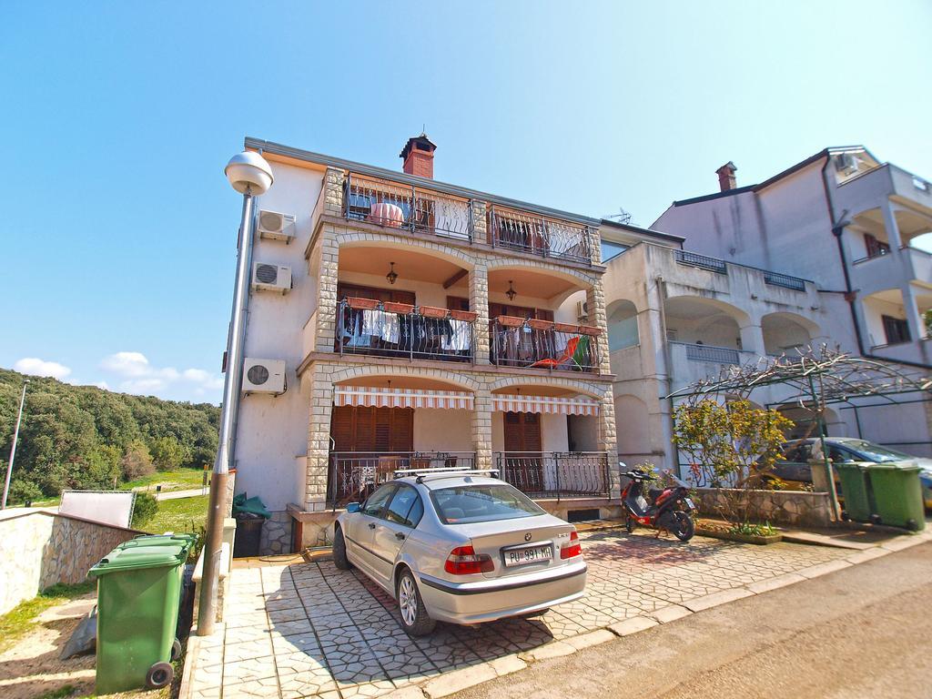 Apartments Elvis 1299 เวอร์ซาร์ ภายนอก รูปภาพ